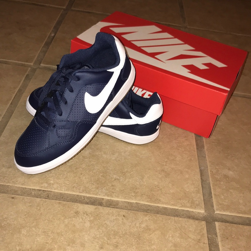 Nike Son of Force